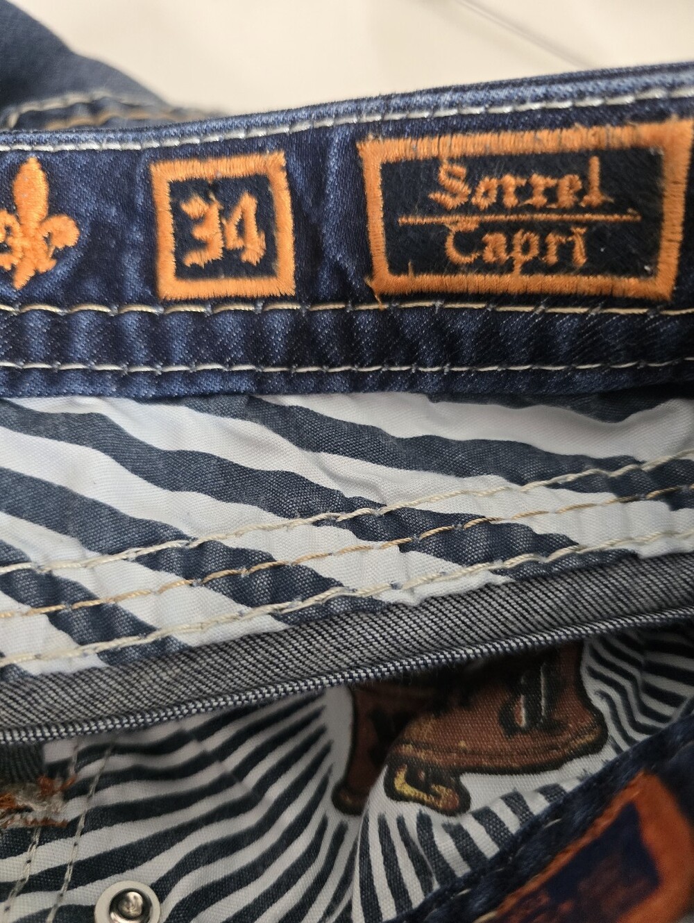 Like New Rock Revival Sorel Capri jeans Size 34 - Picture 6 of 7